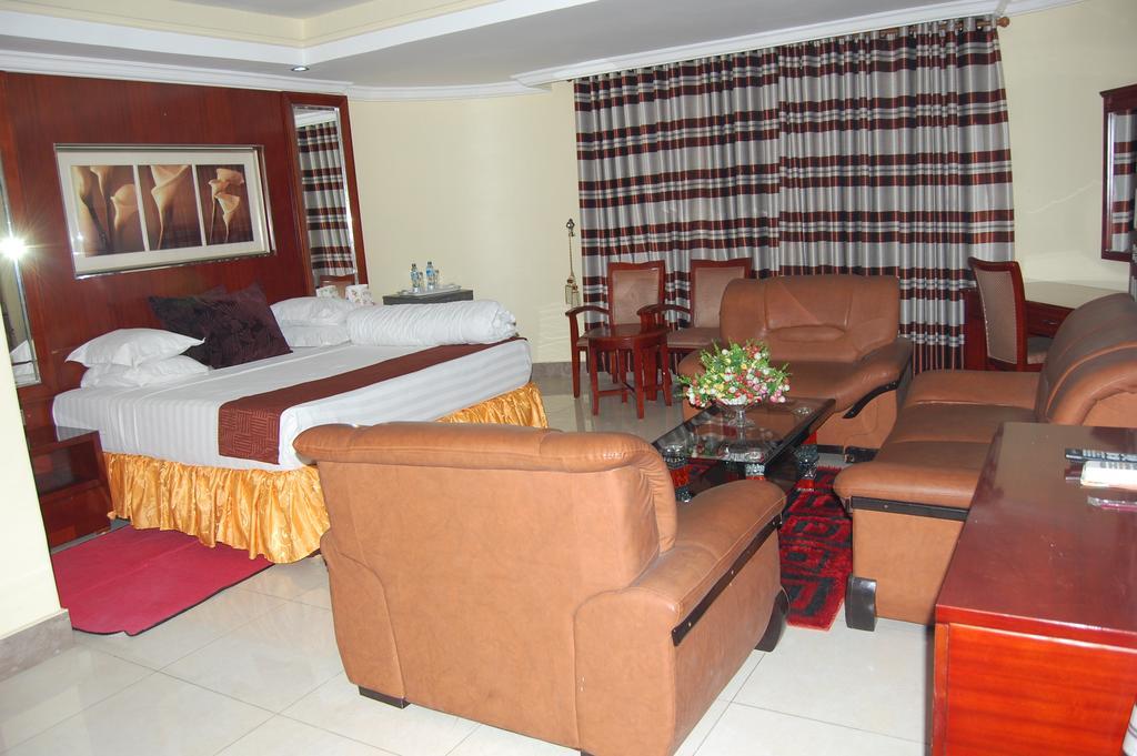 Donsuite Hotel Dar es Salaam Exterior foto
