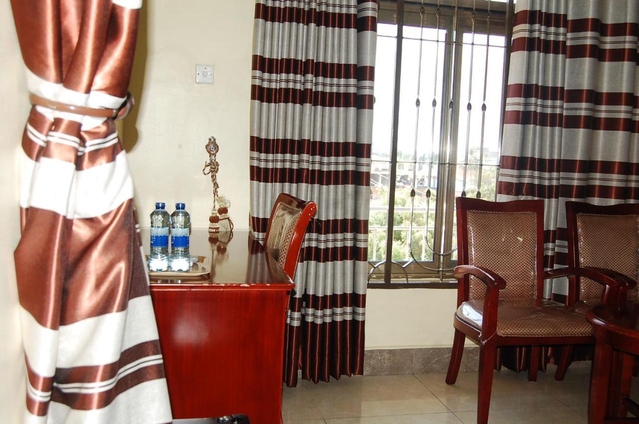 Donsuite Hotel Dar es Salaam Exterior foto