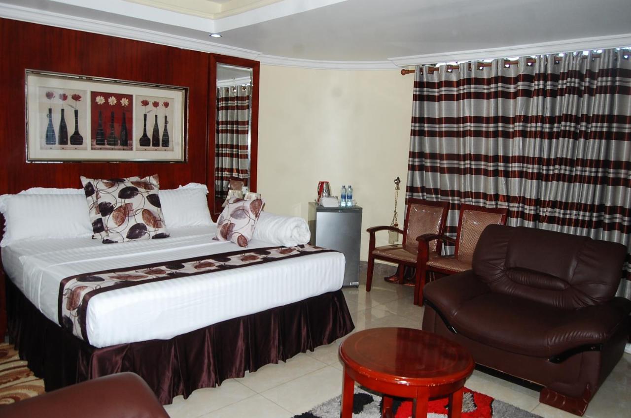 Donsuite Hotel Dar es Salaam Exterior foto